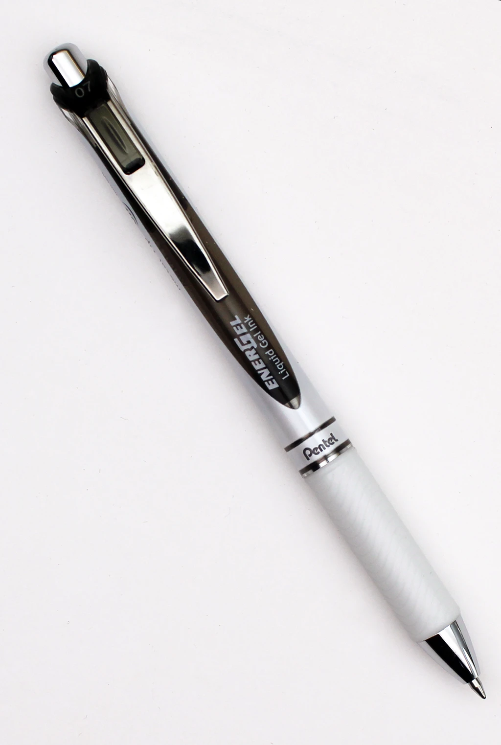 Pentel EnerGel Pearl Liquid Gel Pen .07 - Black
